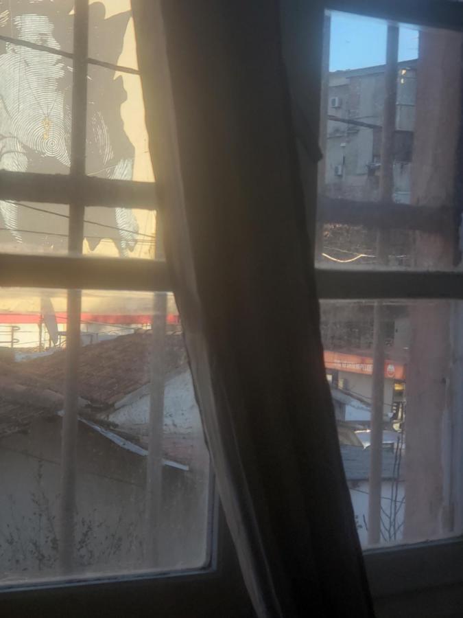 Hostel Oakland Tirana Eksteriør billede
