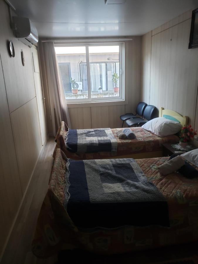Hostel Oakland Tirana Eksteriør billede