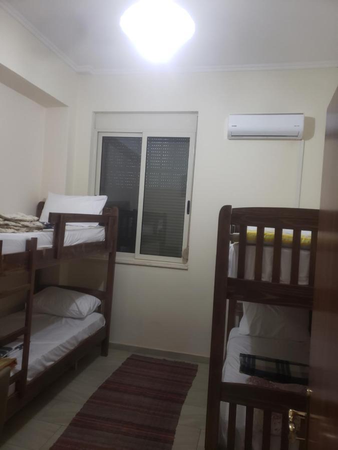 Hostel Oakland Tirana Eksteriør billede