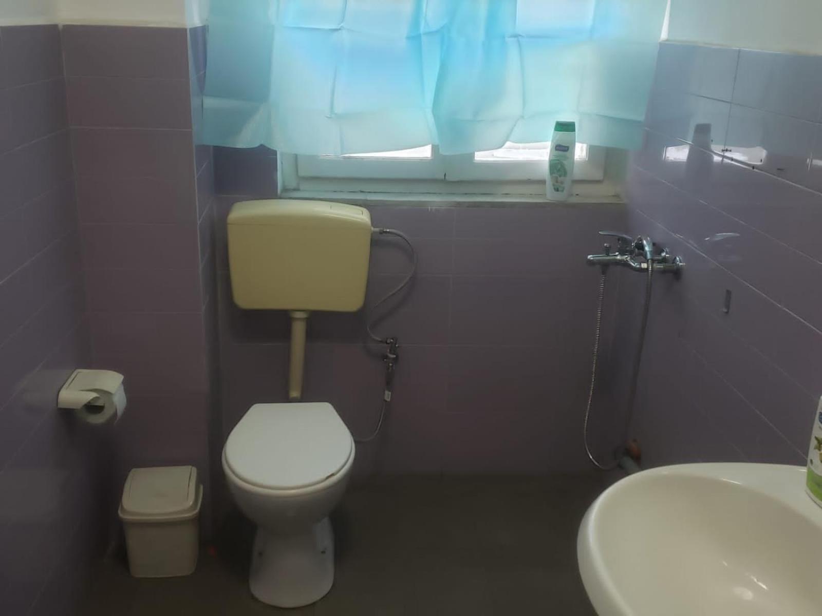 Hostel Oakland Tirana Eksteriør billede