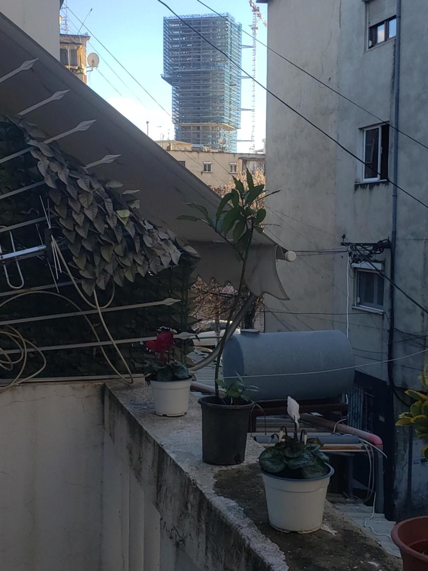 Hostel Oakland Tirana Eksteriør billede